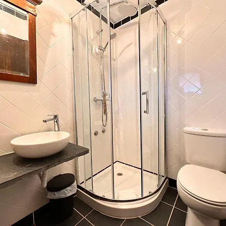 Casa Do Porco - Farm & Guest house