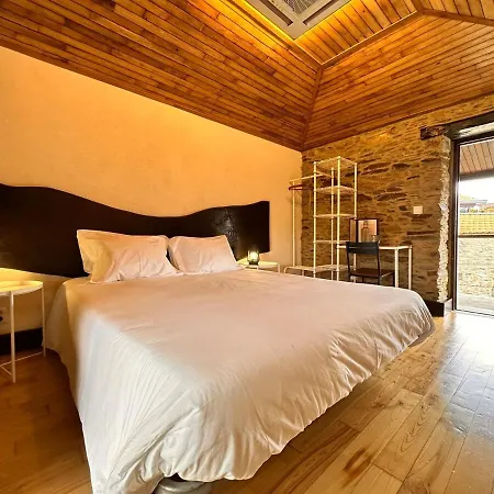 Gasthuis Casa Do Porco - Farm & No Douro