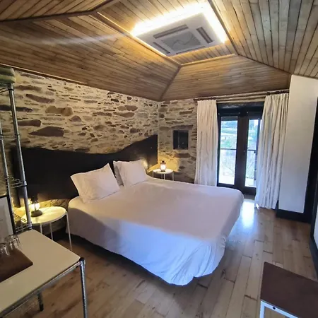 Casa Do Porco - Farm & No Douro Melres
