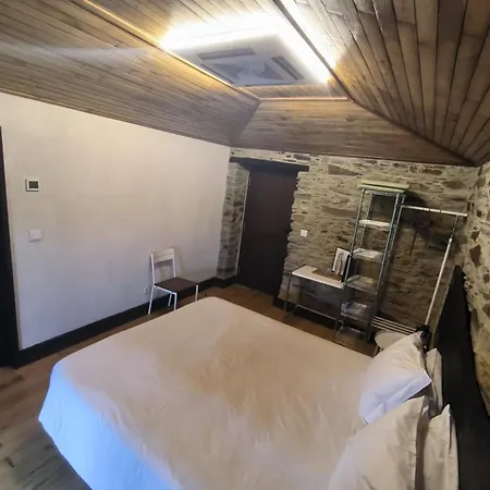 Casa Do Porco - Farm & No Douro بيت ضيافة 3*