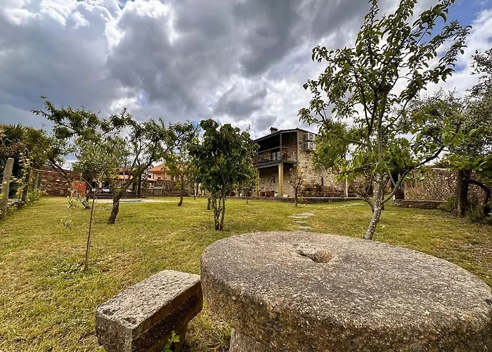 Πανσιόν Casa Do Porco - Farm & No Douro Melres