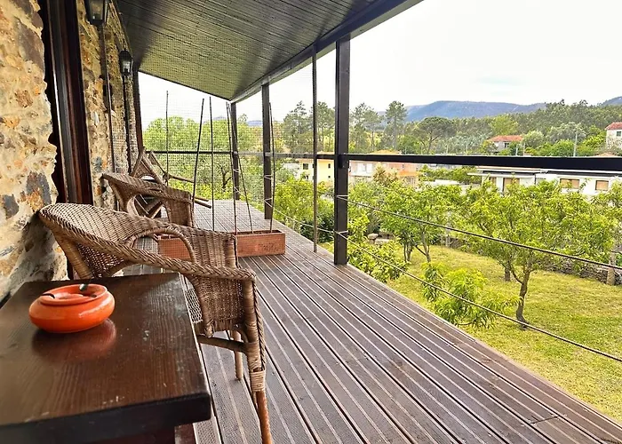 Casa Do Porco - Farm & No Douro 게스트하우스 3*